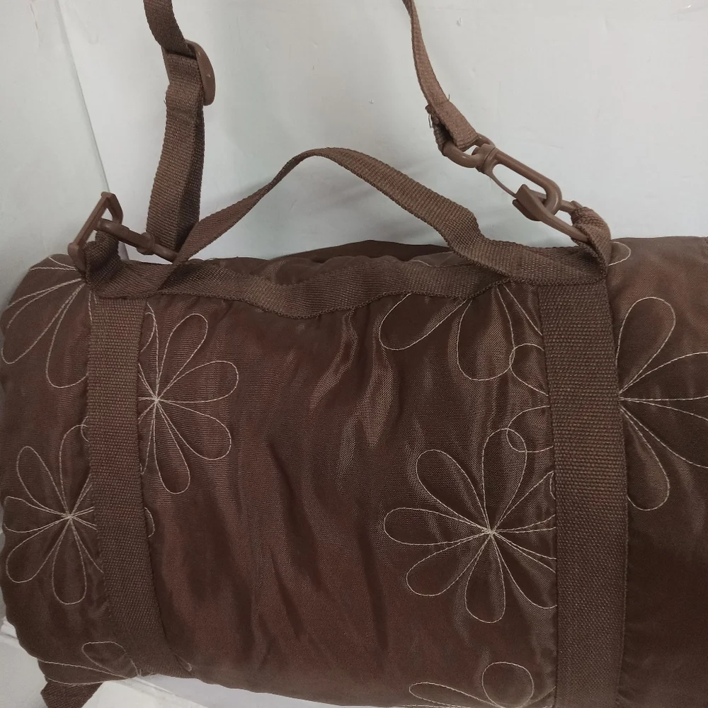 unbranded travel blanket